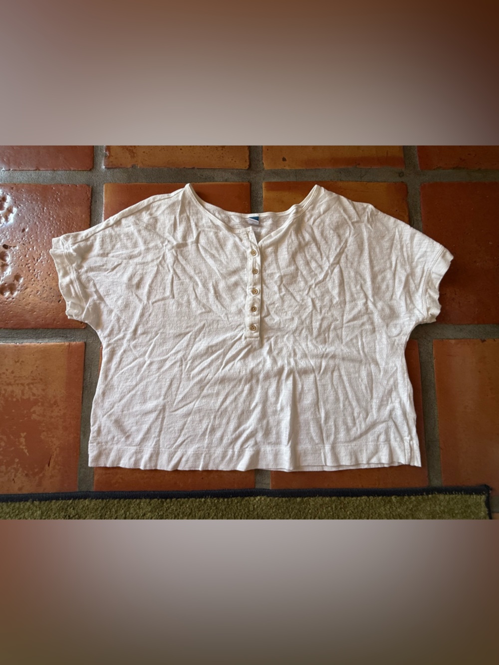 Old Navy White Short Sleeve Henley Tee